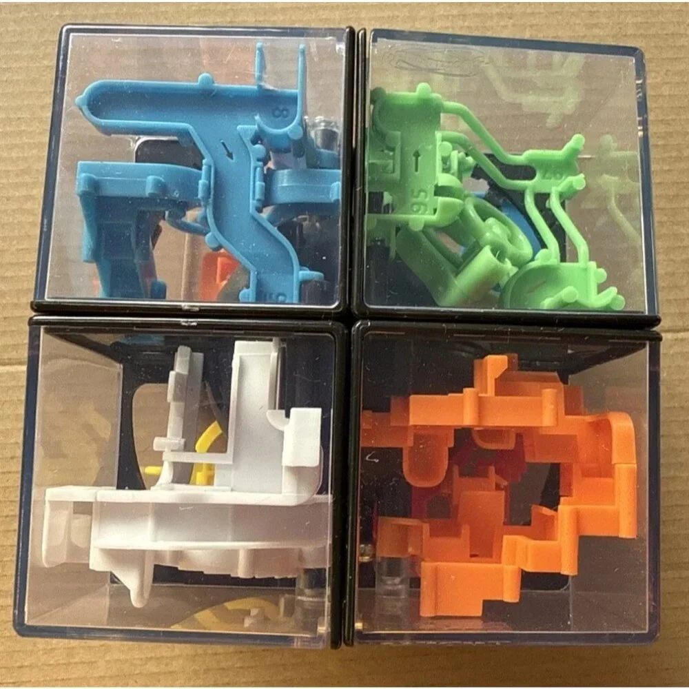 Rubik’s Perplexus Fusion 2x2 Challenging Puzzle Maze Ball Skill Game Cube - Picture 2 of 9
